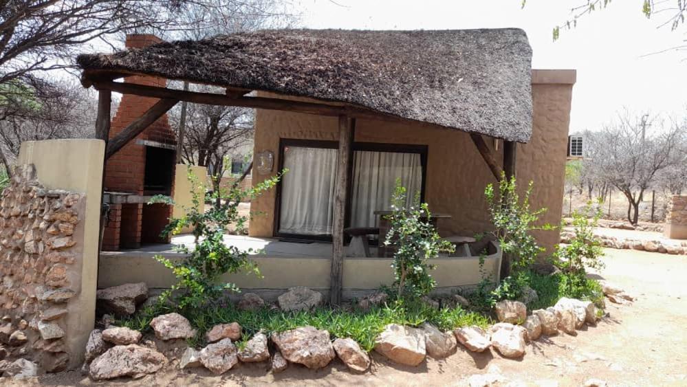 Hotel Ombo Rest Camp Okahandja Zimmer foto
